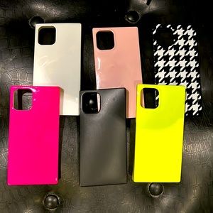 Flaunt Square iPhone 12 mini cases….six cases